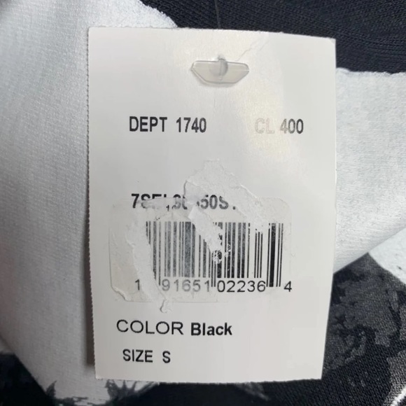 Official Selena Merchandise T-Shirt! - Picture 4 of 4